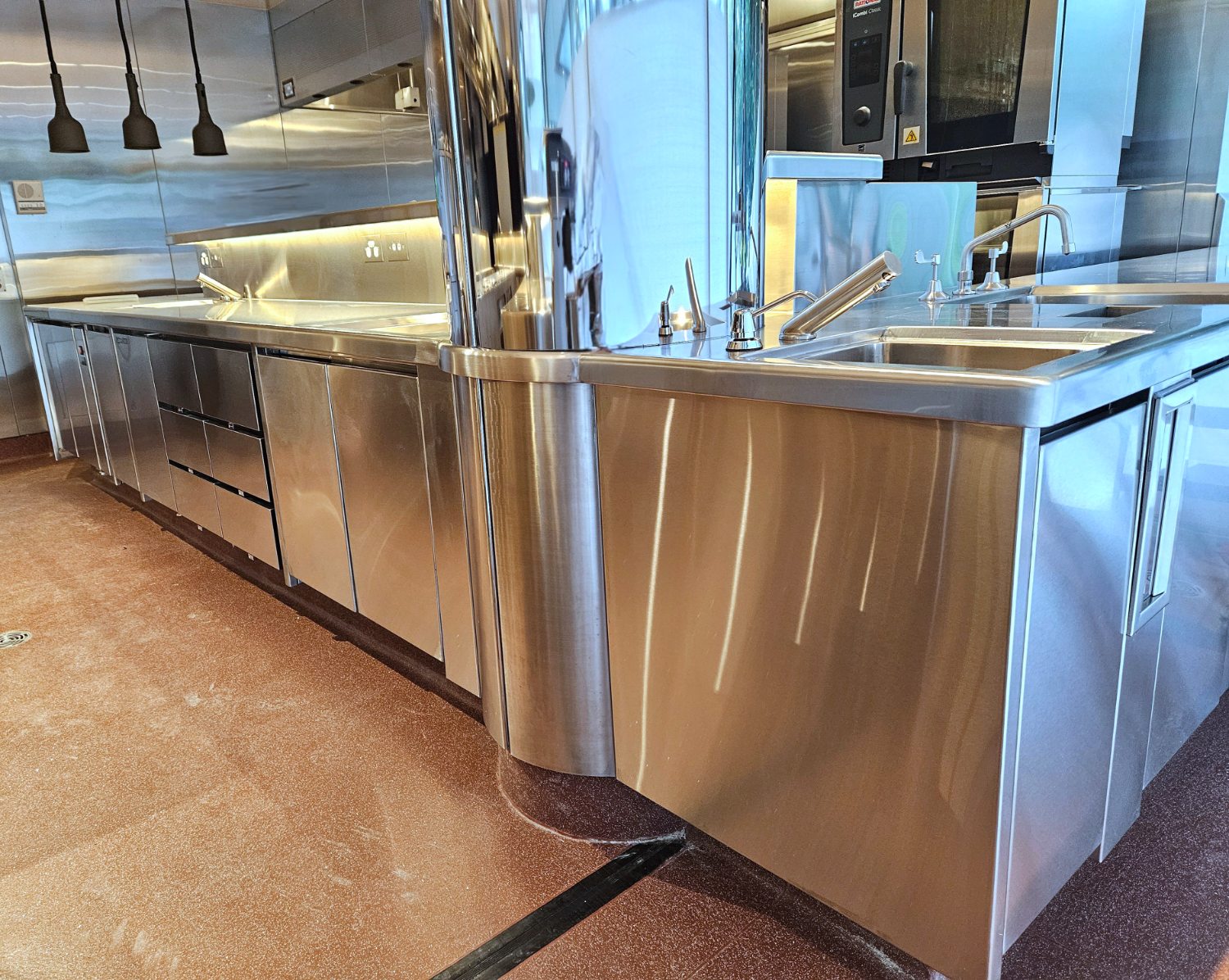 Polished stainless servery